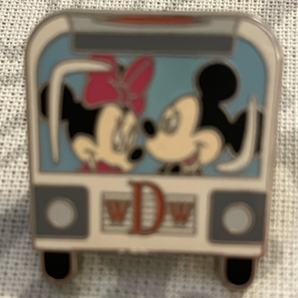 DISNEY WEDDING HONEYMOON PIN